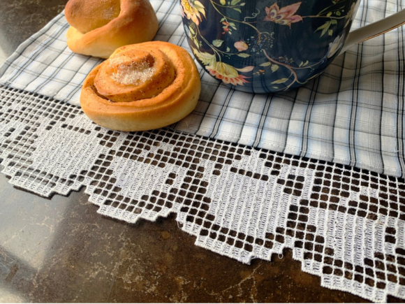 Lace Edging for Kitchen Towels: A Designer's Gift Guide